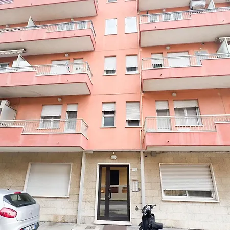 Esperia Apartment *